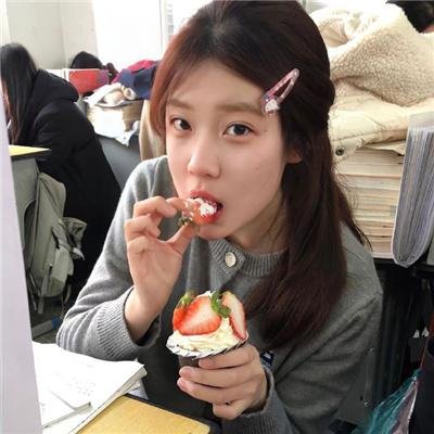 妳好,安妮封面